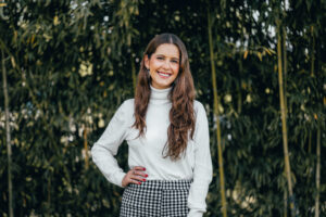 Renata Koch Alvarenga