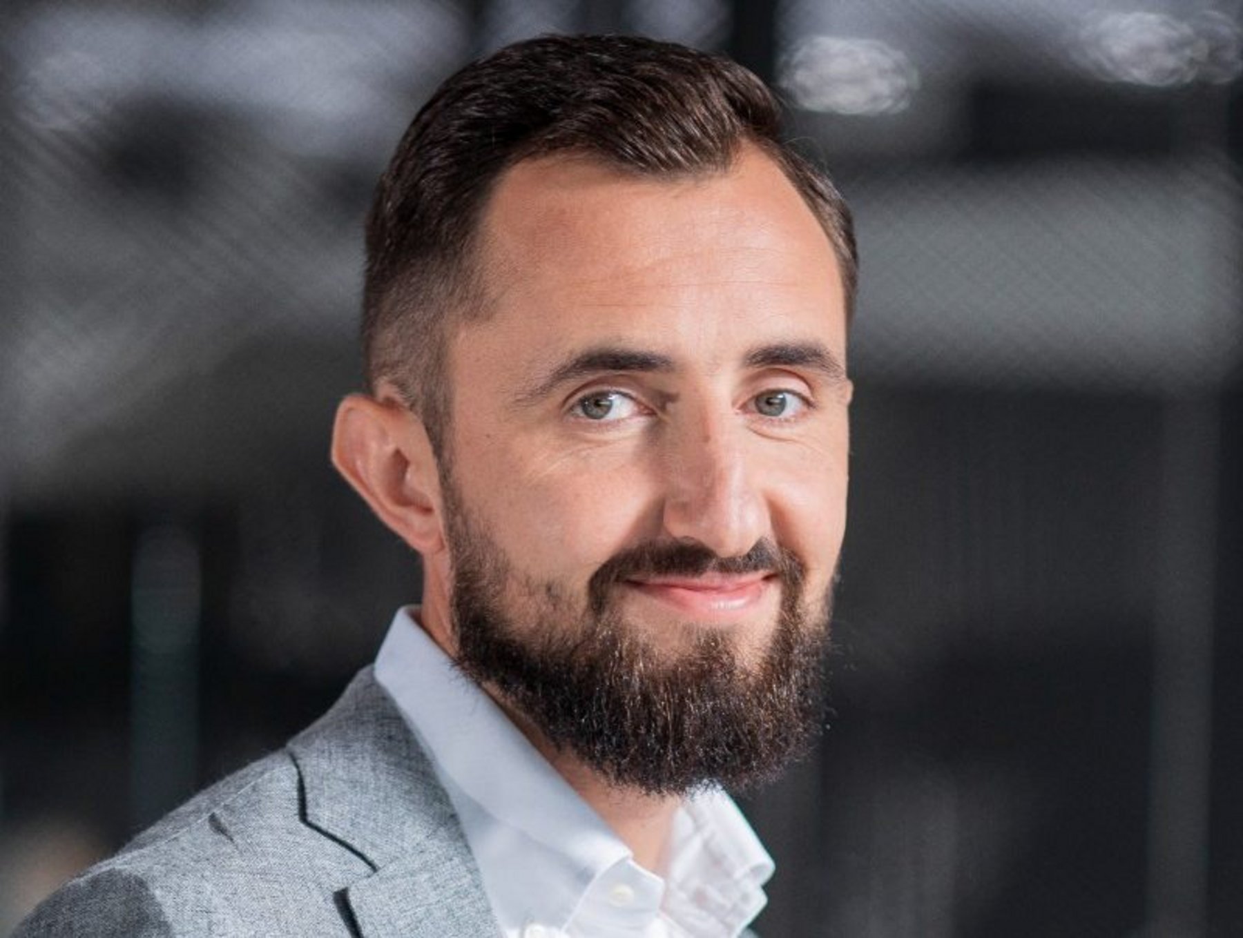 Jacek Siadkowski Headshot